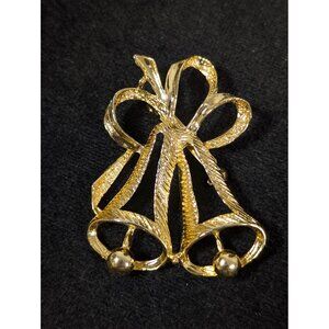 Vintage Christmas Bells Brooch Gold Tone Holiday Party
